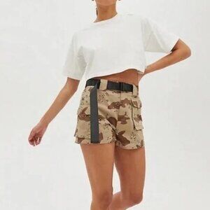 Aritzia Tna Belted Cargo Camo Short In Windchime Women's Size XS